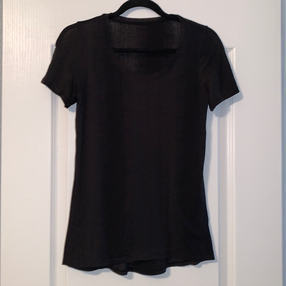 Short sleeves